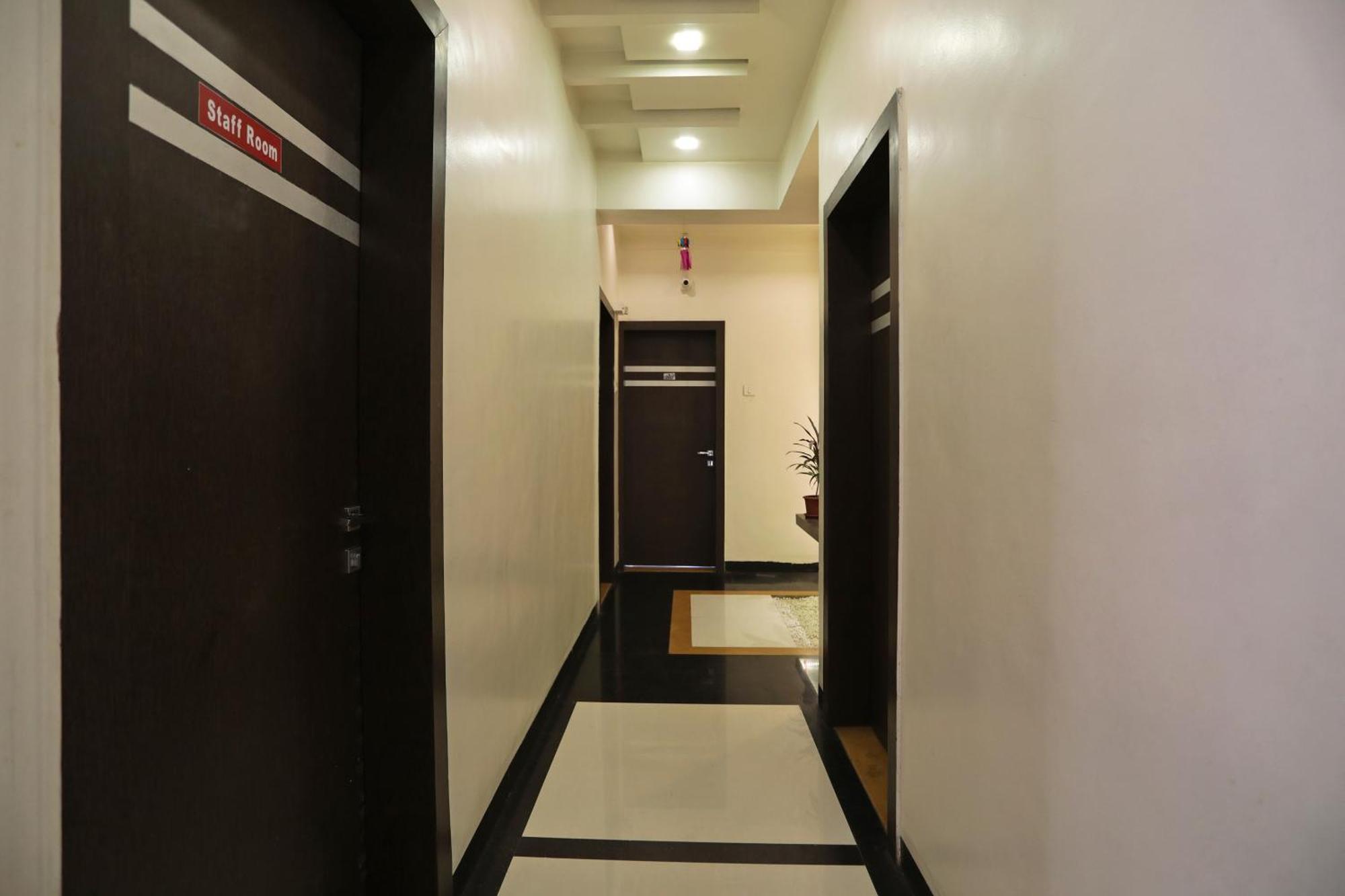 Hotel O Everest Inn Hotel Pune Exterior foto